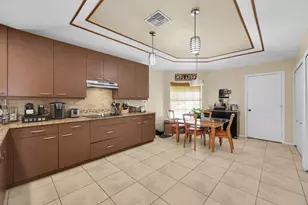 2522 SE Lyman Cir, Port Saint Lucie, FL 34952 - Photo 14