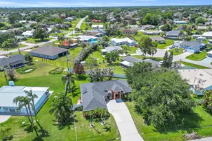 2522 SE Lyman Cir, Port Saint Lucie, FL 34952 - Photo 36