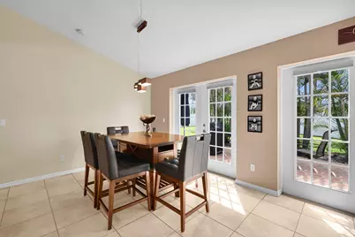 2522 SE Lyman Circle, Port Saint Lucie, FL 34952 - Photo 10