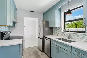 5432 SE 50th Dr, Stuart, FL 34997 - Photo 2