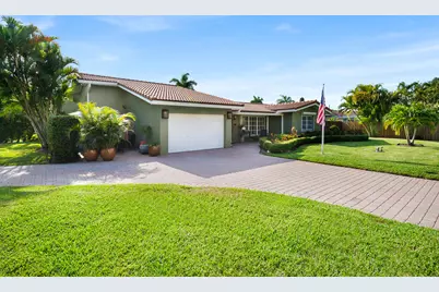 1755 E Terra Mar Drive, Lauderdale by the Sea, FL 33062 - Photo 2