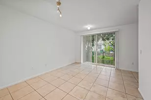 304 N Palm Villas Way, Palm Springs, FL 33461 - Photo 16