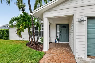 2277 Summit Boulevard, West Palm Beach, FL 33406 - Photo 4