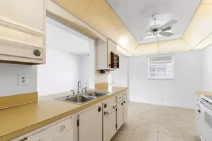 1714 SW 19th Dr, Boynton Beach, FL 33426 - Photo 8