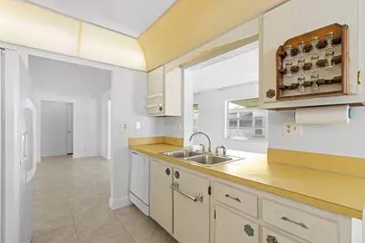1714 SW 19th Drive, Boynton Beach, FL 33426 - Photo 6