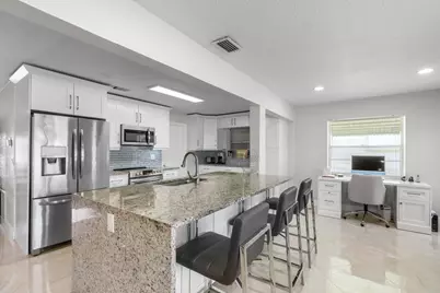 1701 SW 8th Avenue, Boynton Beach, FL 33426 - Photo 6