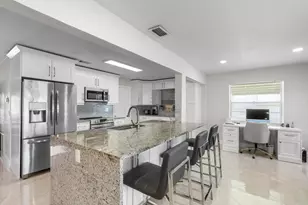 1701 SW 8th Ave, Boynton Beach, FL 33426 - Photo 6
