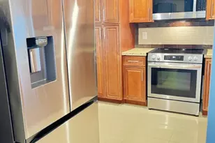 301 SE 3rd St, Dania Beach, FL 33004 - Photo 2