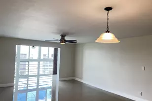 301 SE 3rd St, Dania Beach, FL 33004 - Photo 6