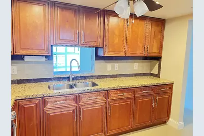 301 SE 3rd Street #606, Dania Beach, FL 33004 - Photo 4