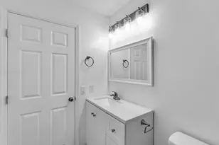 847 SW 118th Terrace, Davie, FL 33325 - Photo 14