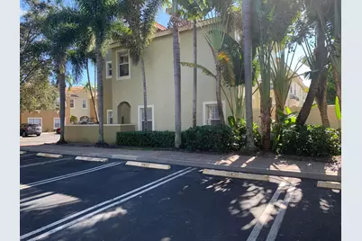 101 Lake Monterey Circle, Boynton Beach, FL 33426 - Photo 2