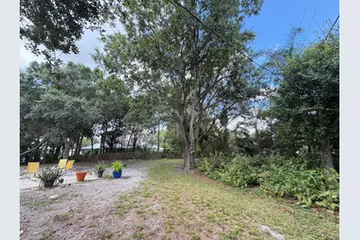 2342 SE Seamist Street, Port Saint Lucie, FL 34952 - Photo 14