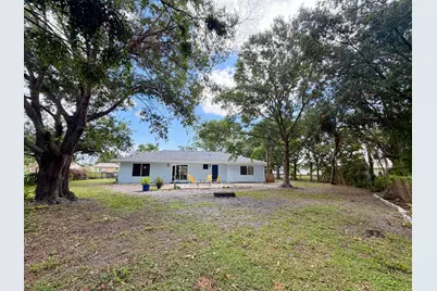 2342 SE Seamist Street, Port Saint Lucie, FL 34952 - Photo 2