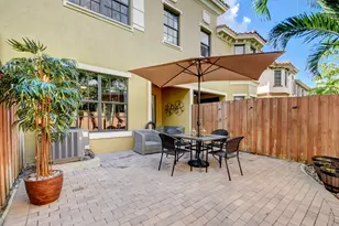 10342 Wellington Parc Dr, Wellington, FL 33449 - Photo 14