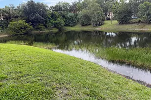 212 Lake Susan Ln, West Palm Beach, FL 33411 - Photo 12