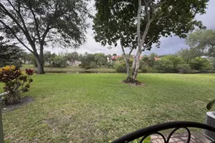 212 Lake Susan Ln, West Palm Beach, FL 33411 - Photo 20