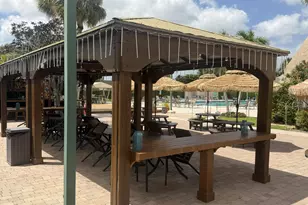 212 Lake Susan Ln, West Palm Beach, FL 33411 - Photo 32