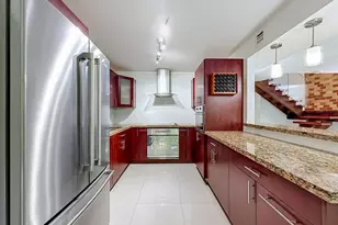 9701 N New River Canal Rd, Plantation, FL 33324 - Photo 18