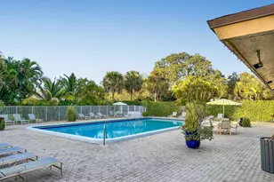 2700 S Oakland Forest Dr, Oakland Park, FL 33309 - Photo 36