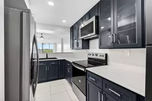 12 Royal Palm Way, Boca Raton, FL 33432 - Photo 10