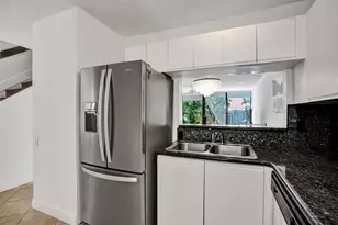 1415 Miami Rd, Fort Lauderdale, FL 33316 - Photo 8