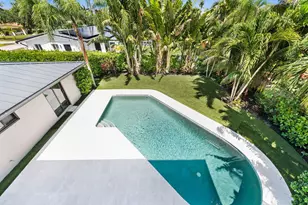 1100 SE 5th Ct, Deerfield Beach, FL 33441 - Photo 32