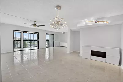 7370 S Oriole Boulevard #802, Delray Beach, FL 33446 - Photo 8