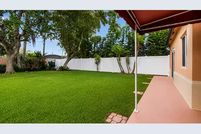 2510 Rampart Way S, Hollywood, FL 33026 - Photo 30