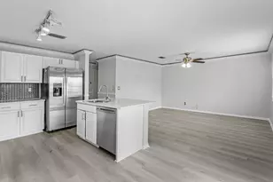 3260 Commodore Ct, West Palm Beach, FL 33411 - Photo 10