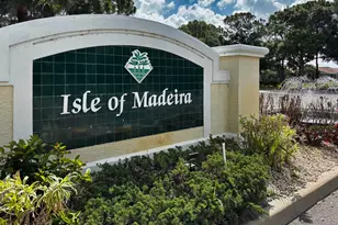 848 NW Sorrento Ln, Port Saint Lucie, FL 34986 - Photo 2