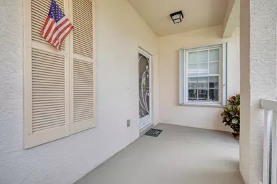 848 NW Sorrento Lane, Port Saint Lucie, FL 34986 - Photo 4