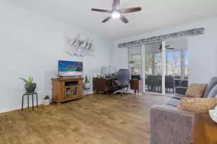 848 NW Sorrento Ln, Port Saint Lucie, FL 34986 - Photo 14