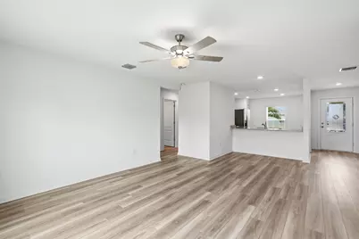 375 SW Dwight Avenue, Port Saint Lucie, FL 34983 - Photo 8