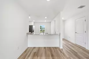 375 SW Dwight Ave, Port Saint Lucie, FL 34983 - Photo 12
