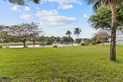 3499 Oaks Way #105, Pompano Beach, FL 33069 - Photo 18