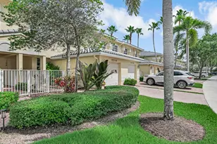 9777 Bowline Dr, West Palm Beach, FL 33411 - Photo 4