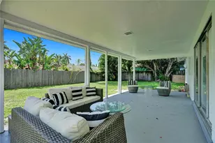 5101 NE 27th Ave, Lighthouse Point, FL 33064 - Photo 2