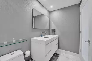 615 Bayshore Dr, Fort Lauderdale, FL 33304 - Photo 26