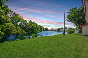 9297 Laurel Green Dr, Boynton Beach, FL 33437 - Photo 2