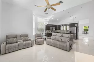 7087 NW 78th Pl, Parkland, FL 33067 - Photo 16
