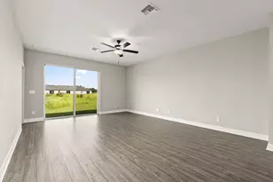 1807 Celebration Dr, Fort Pierce, FL 34947 - Photo 8