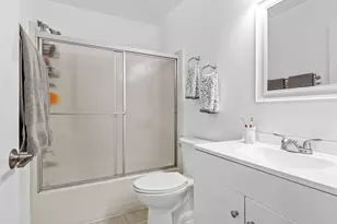 3900 NE 18th Ave, Oakland Park, FL 33334 - Photo 16