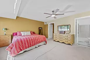 3900 NE 18th Ave, Oakland Park, FL 33334 - Photo 12