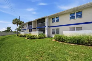 1530 SE Royal Green Cir, Port Saint Lucie, FL 34952 - Photo 30