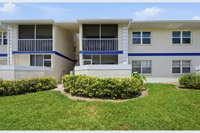 1530 SE Royal Green Circle #204, Port Saint Lucie, FL 34952 - Photo 2