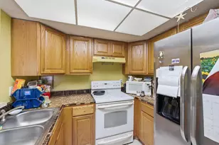 1530 SE Royal Green Cir, Port Saint Lucie, FL 34952 - Photo 26