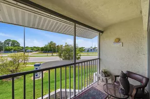 1530 SE Royal Green Cir, Port Saint Lucie, FL 34952 - Photo 20