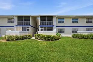 1530 SE Royal Green Cir, Port Saint Lucie, FL 34952 - Photo 32