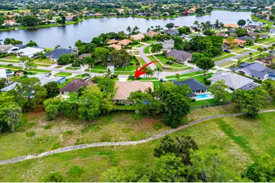 13546 Staimford Drive, Wellington, FL 33414 - Photo 2